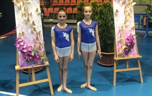 5c8fa46c40311_melineetmanon16032019.jpg